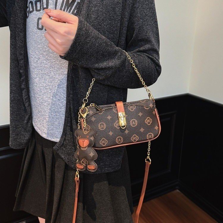 Wholesale Women’s Printed Chain Crossbody Shoulder Bag