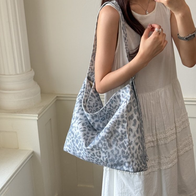 Women's Floral Slouchy Shoulder Bag | Casual Hobo Tote