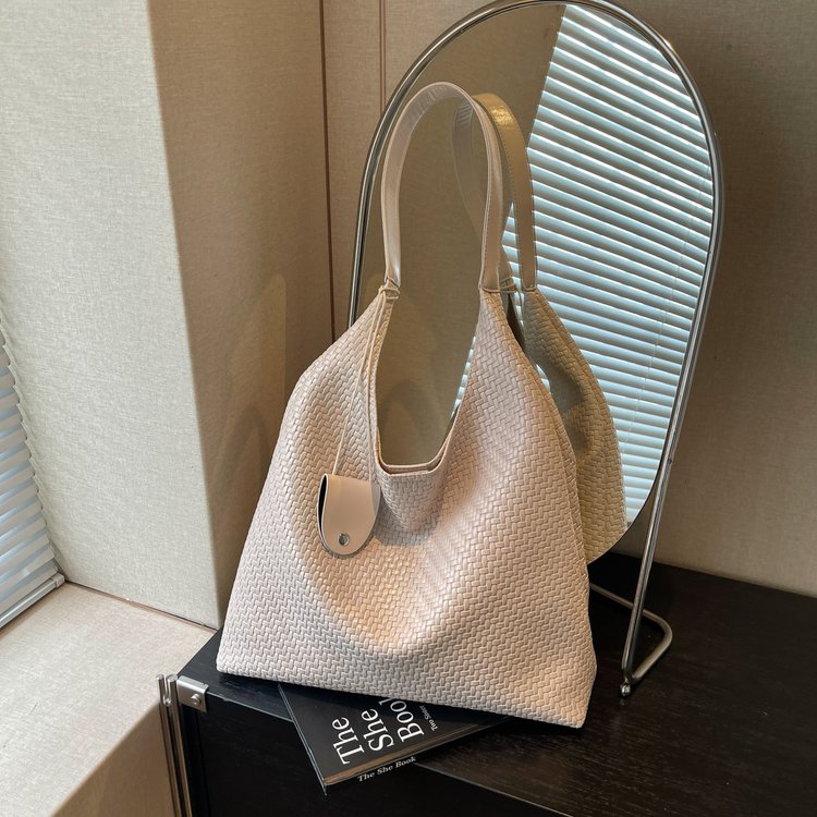 Women's Textured Hobo Shoulder Bag | Soft Slouchy Handbag