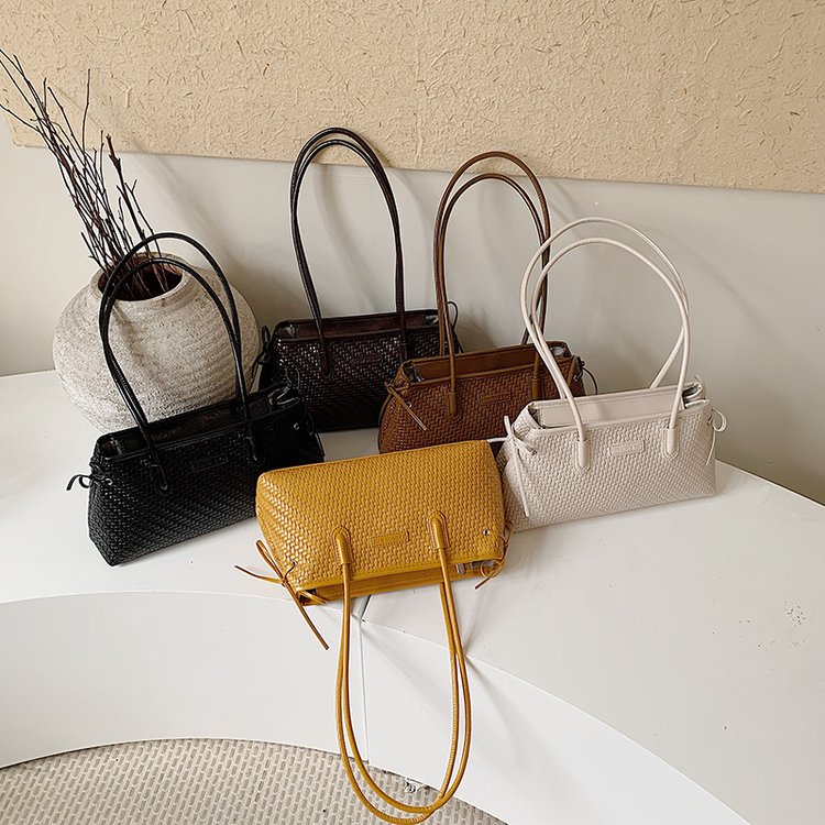 Women's Quilted Shoulder Bag | Vintage Padded Handbag