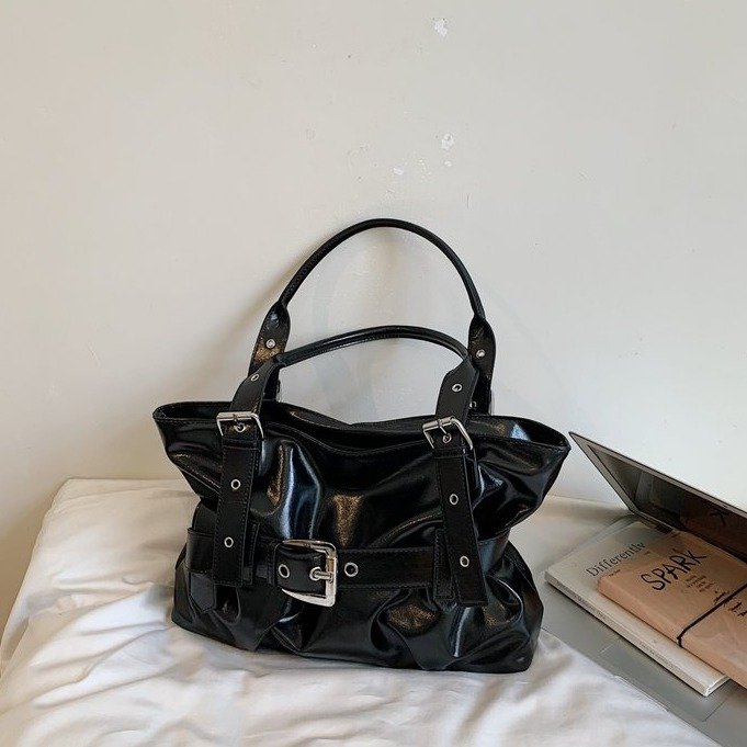 Y2K Multi-Pocket Shoulder Bag for Women | Vintage Handbag