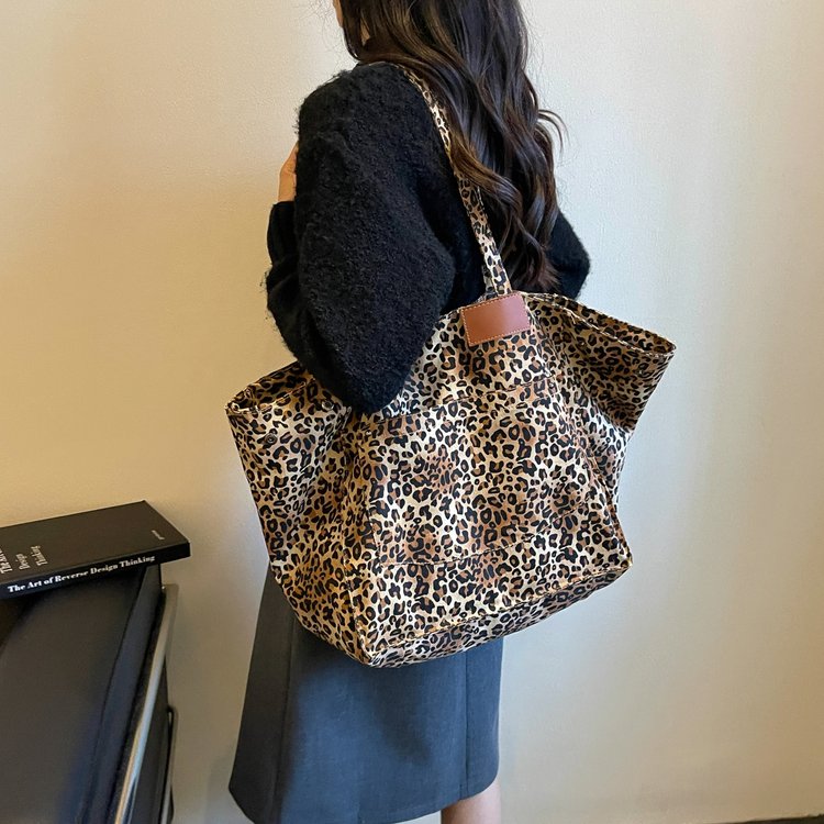 Urban Lightweight Backpack 1