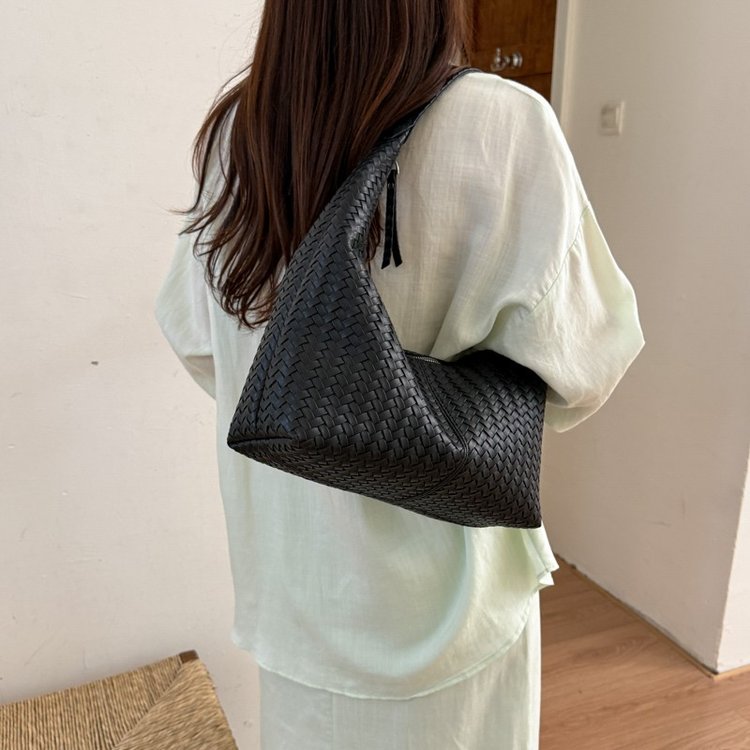 Women’s Woven Hobo Shoulder Bag | Multi-Color Fashion Handbag