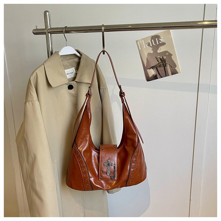 Women’s Slouchy Hobo Shoulder Bag for Everyday Use